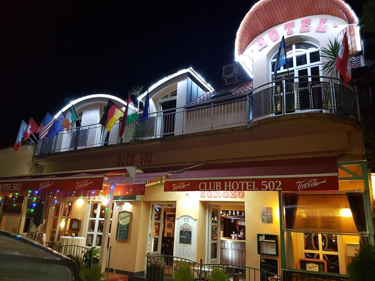 Bed and Breakfast Club Haus 502 Калокса Экстерьер фото