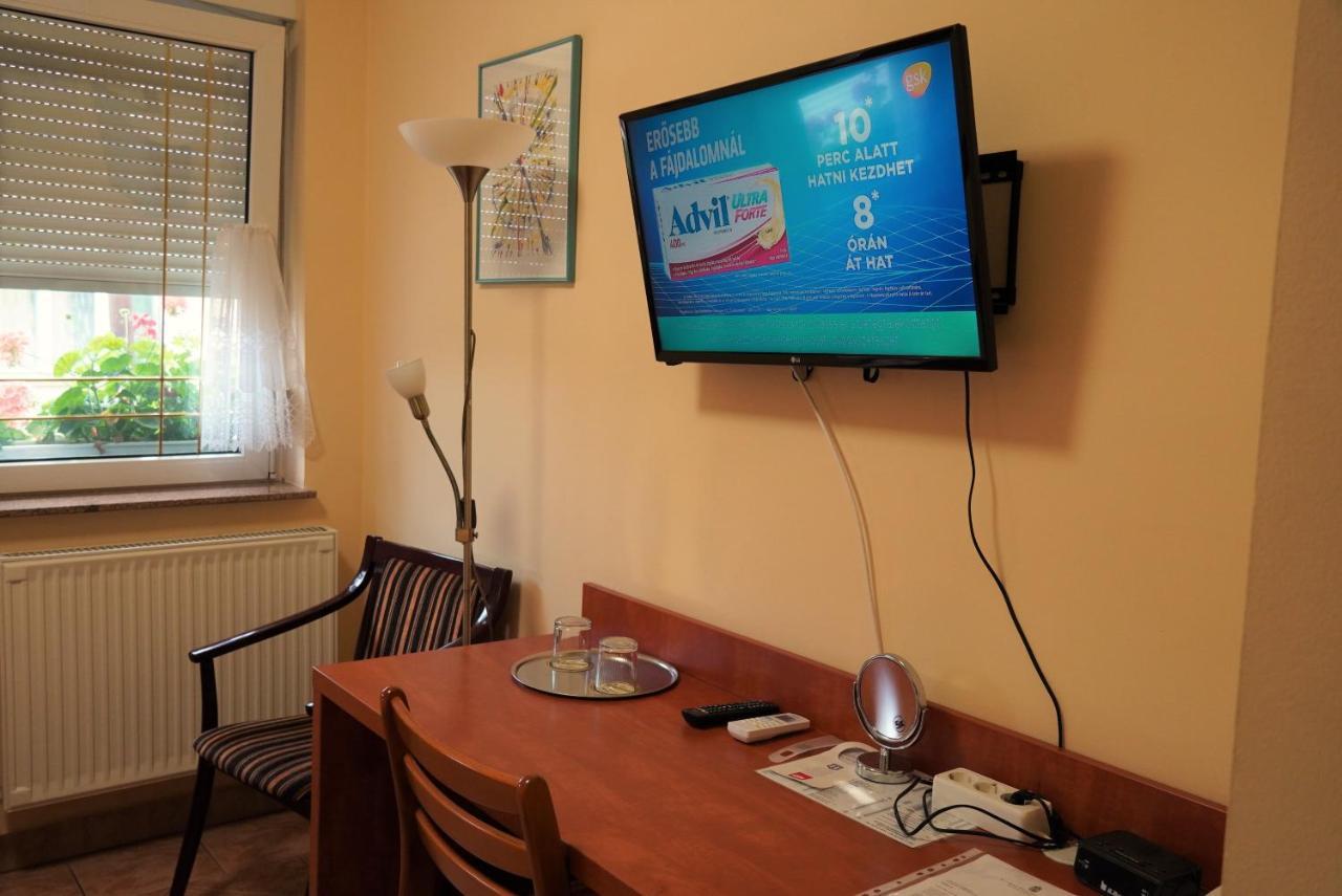 Bed and Breakfast Club Haus 502 Калокса Экстерьер фото