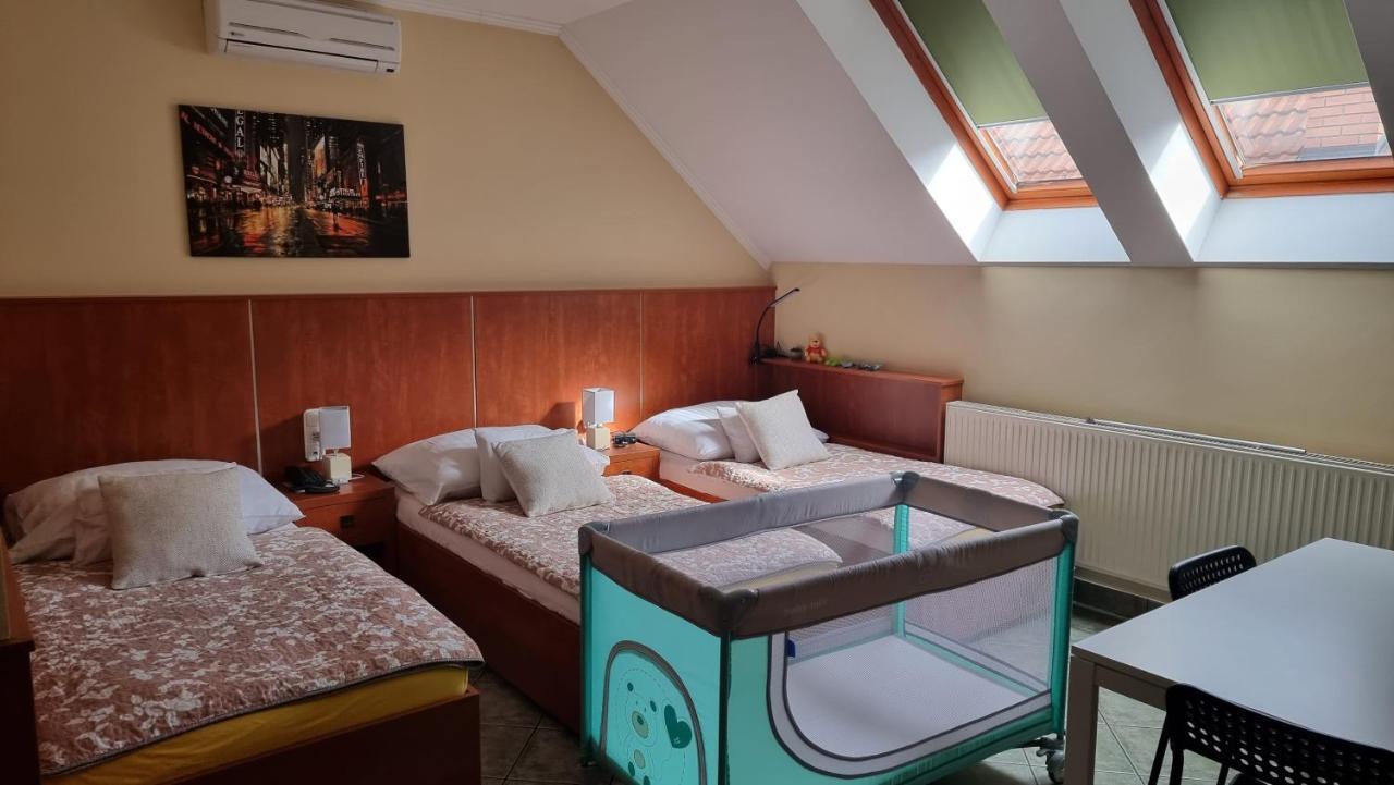 Bed and Breakfast Club Haus 502 Калокса Экстерьер фото