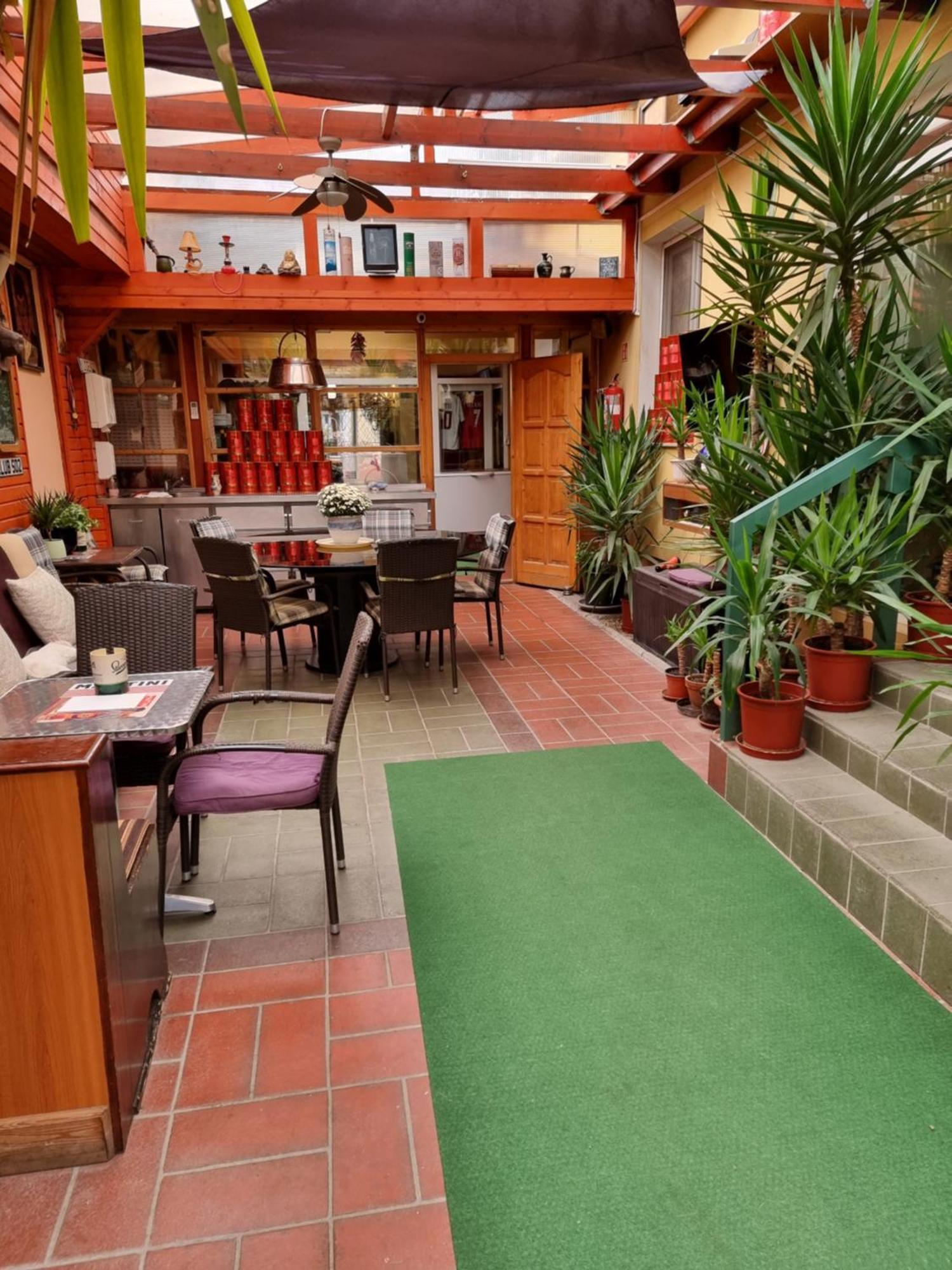 Bed and Breakfast Club Haus 502 Калокса Экстерьер фото